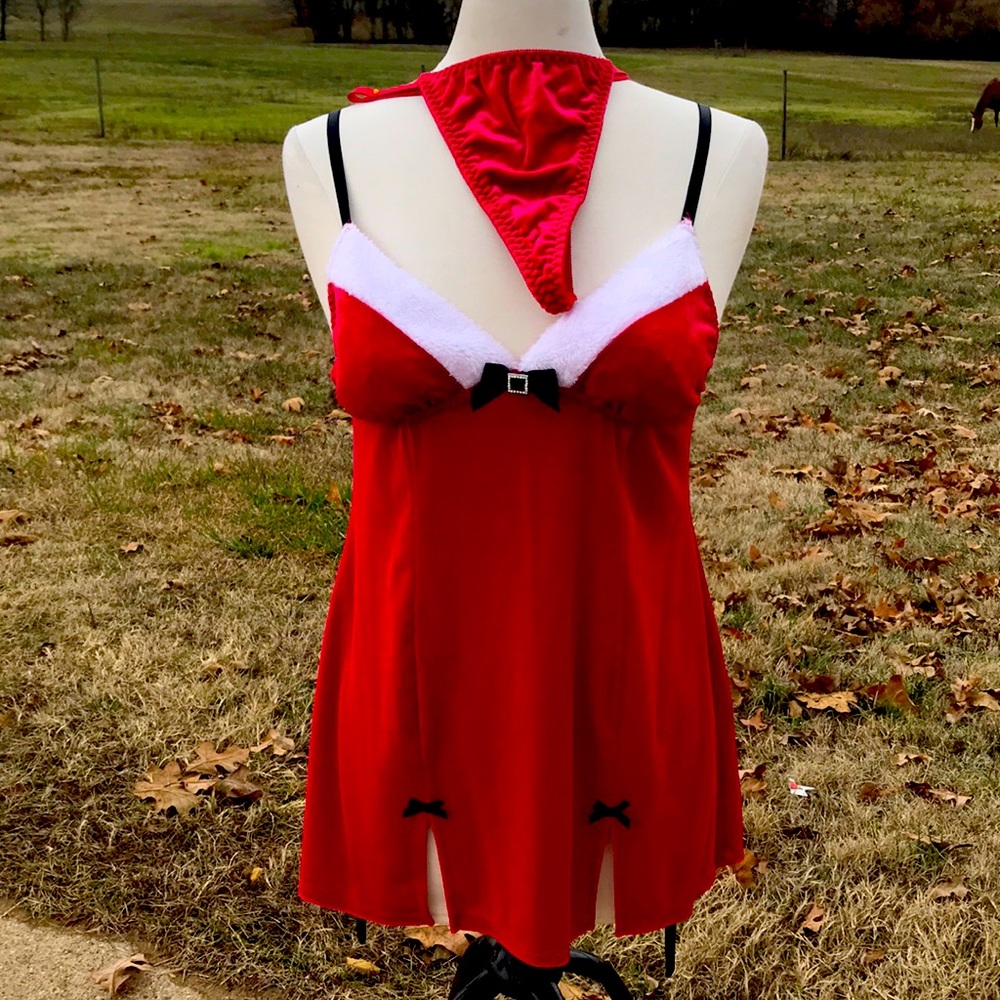 Lines Donatella Sexy Santa Baby Lingerie, Red w black bows, white trim. Set of 2